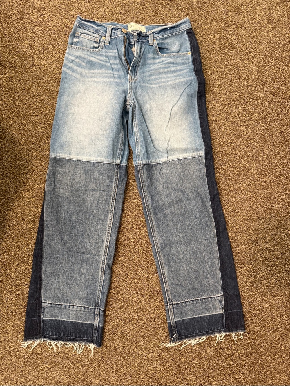 GAP Women’s Baggy Low Rise Jean